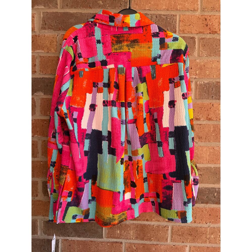 Calessa Geometric Petite Colorful button down blouse Size PM NWT - Picture 2 of 4
